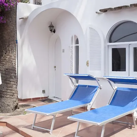 Daire Eremo Di Montevergine Ischia *