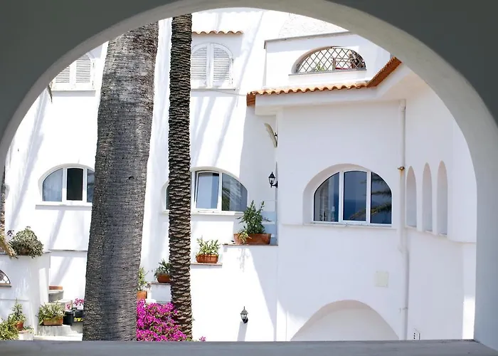 Daire Eremo Di Montevergine Ischia *